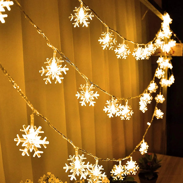 Snowflake String Lights - 20FT, 40 LED, Battery Operated, Waterproof Fairy Lights for Bedroom, Patio, Garden, Party, Home Xmas Decor - Indoor/Outdoor Christmas Tree Decoration