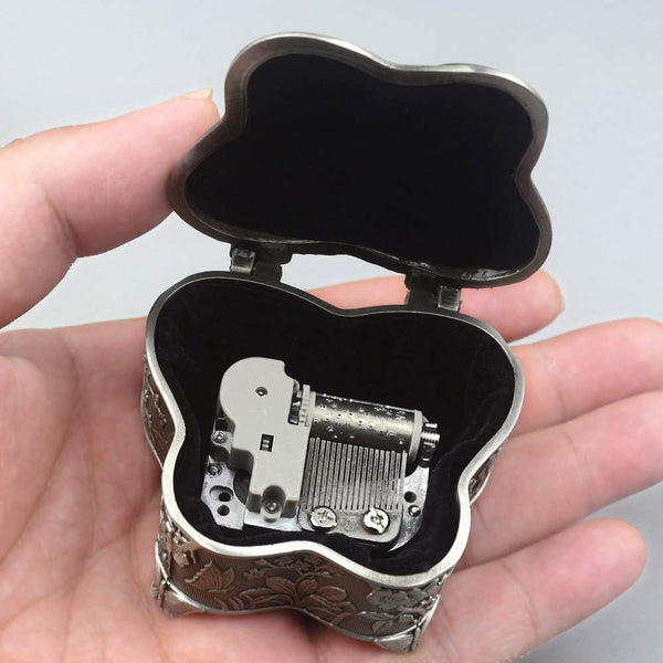Emboss Alloy Metal Music Box Mini Wind up Antique Jewelry Musical Boxes Christmas Birthday Valentine'S Day Gifts Plays Castle in the Sky